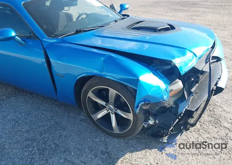 2015 Dodge Challenger R/T Shaker from USA, damaged, VIN 2C3CDZAT6FH913532